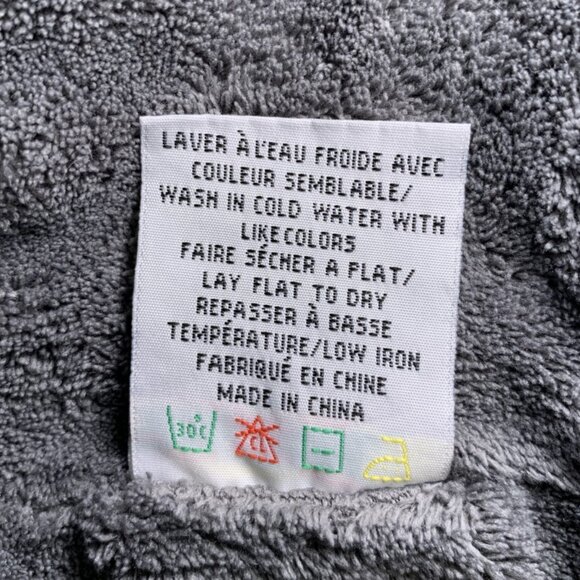 Zip-up Grey Fuzzy Jacket - Picture 5 of 10